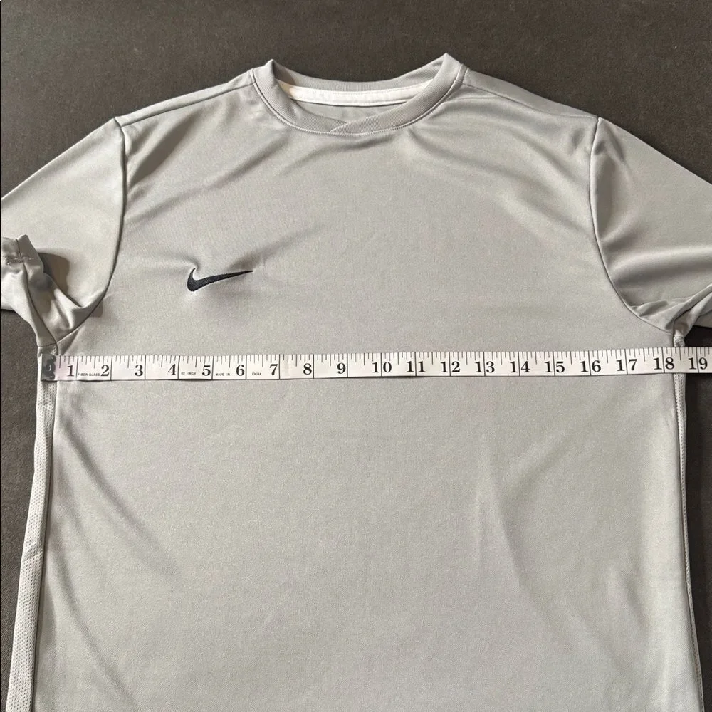 Nike boy’s youth